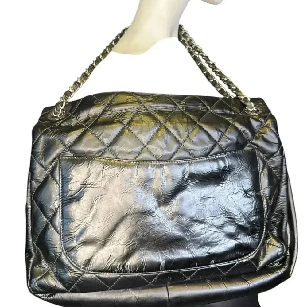 Chanel Chain CC Full Flap Bag Quilted Patent Leather Large Size Black Color.